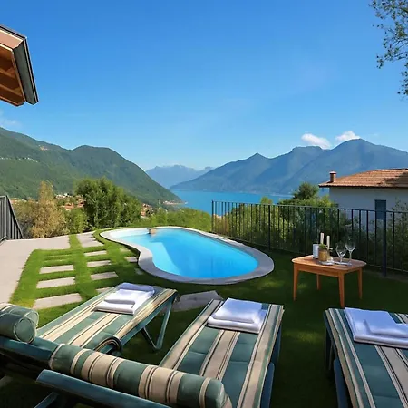 Clubhouse * Menaggio