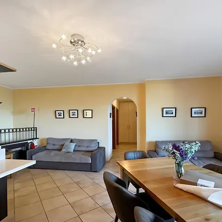 Clubhouse Σπίτι διακοπών Μενάτζιο