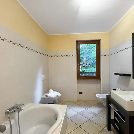 Clubhouse Μενάτζιο