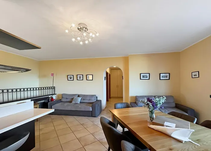 Clubhouse Σπίτι διακοπών Μενάτζιο