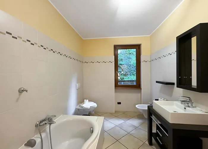 Clubhouse Μενάτζιο