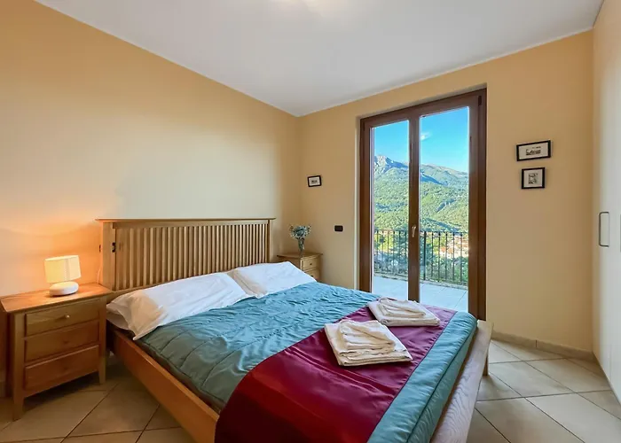 Clubhouse * Menaggio
